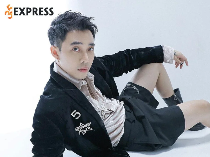 su-nghiep-cua-hoang-ku-phu-thuy-stylist-lang-thoi-trang-viet-35express
