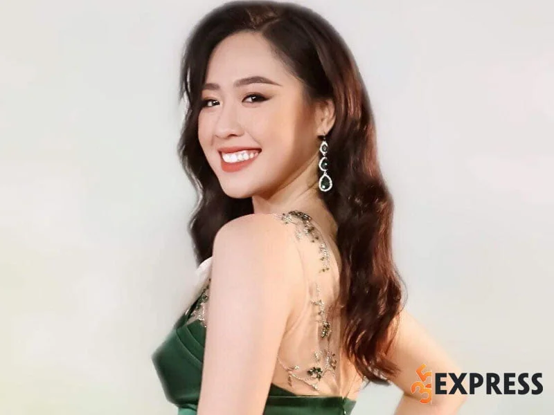 tieu-su-ly-lich-cua-pham-ngoc-ha-my-35express
