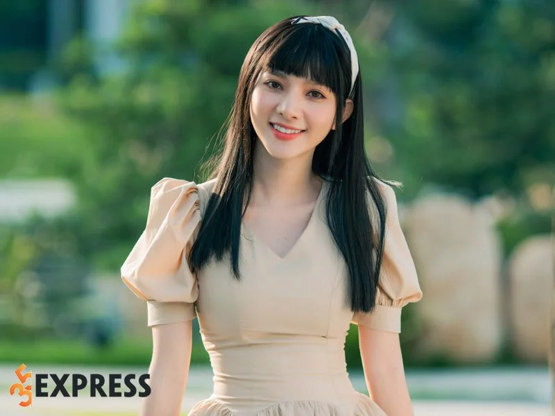 tom-tat-tieu-su-ly-lich-cua-ngoc-kara-35express