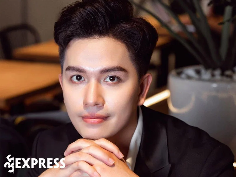 tom-tat-tieu-su-ly-lich-ve-ceo-dinh-cong-dat-35express