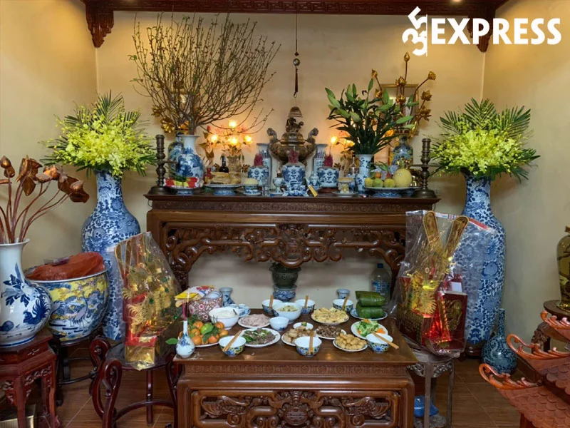 top-10-mon-do-can-sam-nhat-cho-ngay-tet-cho-moi-gia-dinh-do-cung-35express