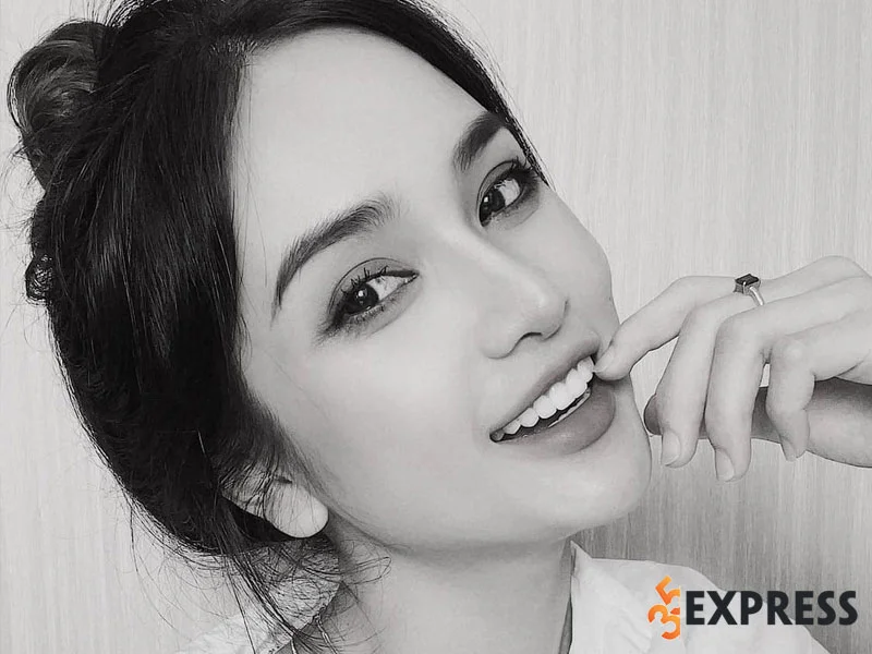 windy-quyen-va-nhung-lan-hop-tac-noi-bat-35express