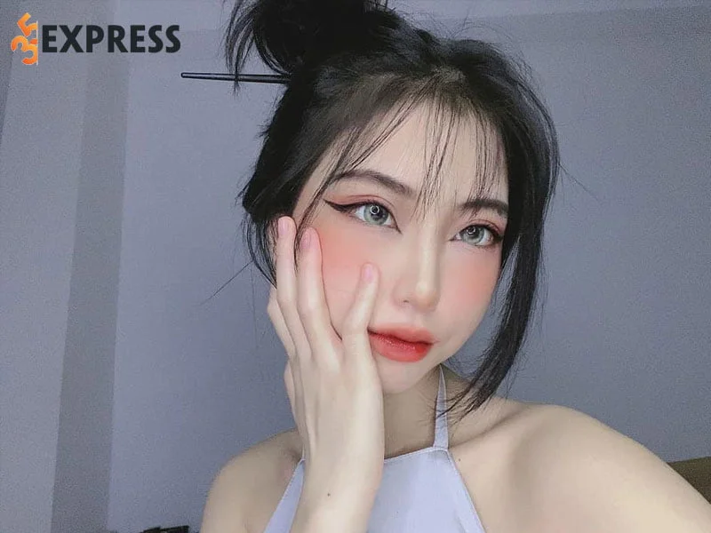 zika-hila-la-ai-1-35express