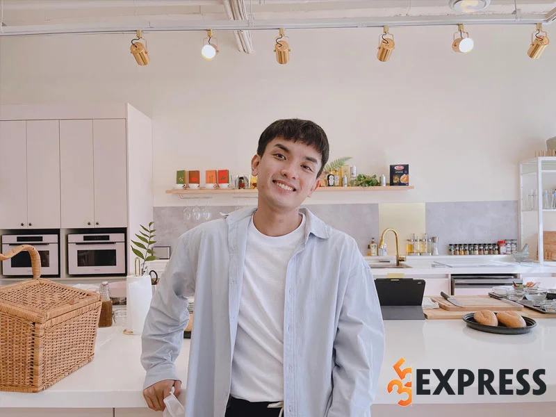 a-sing-di-dai-han-noi-tieng-nho-nhung-clip-chia-se-cuoc-song-cua-du-hoc-sinh-1-35express
