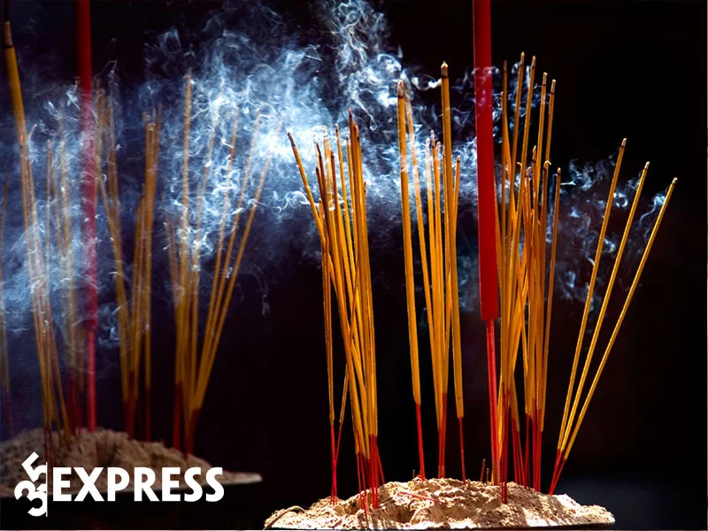 cach-lau-don-ban-tho-bat-huong-35express