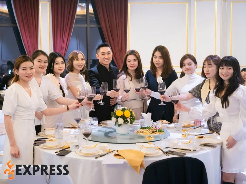 ceo-nguyen-tat-kiem-va-nhung-thanh-cong-dat-duoc-35express