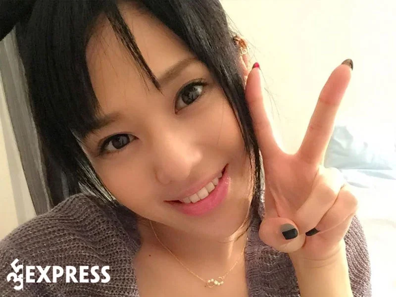con-duong-lam-dien-vien-jav-cua-aoi-sora-35express