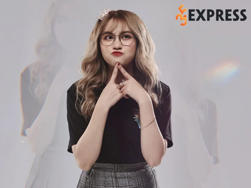 con-duong-stream-cua-co-ngan-tv-2-35express