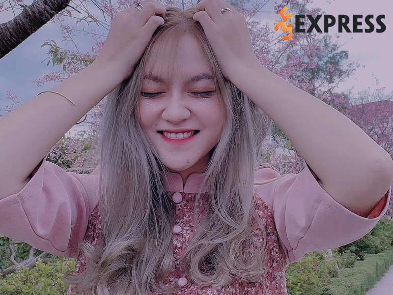 con-duong-stream-cua-co-ngan-tv-35express
