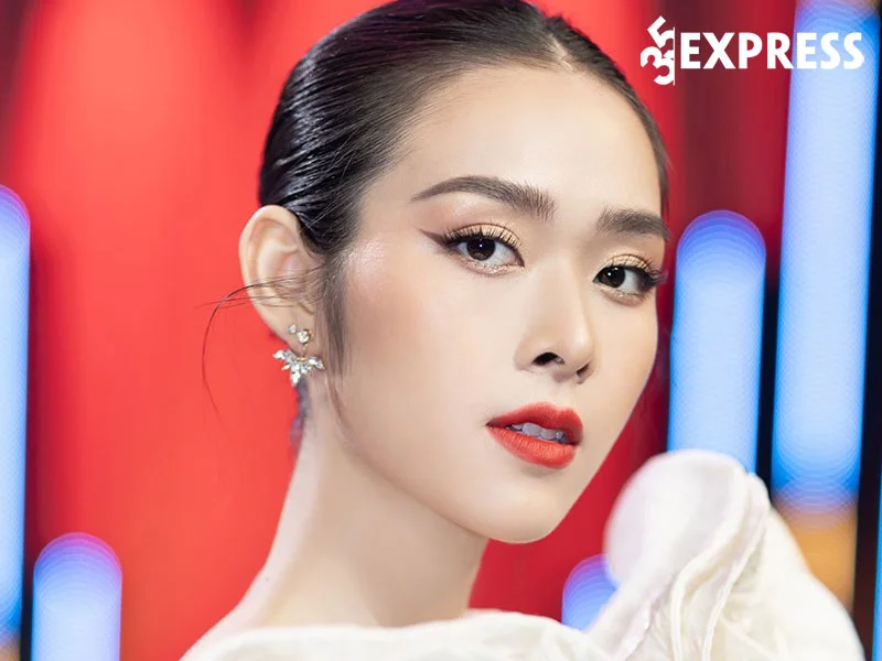 diep-bao-ngoc-la-ai-1-35express