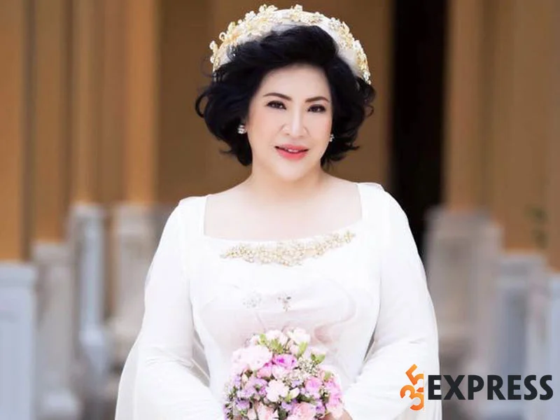 doanh-nhan-le-hoai-anh-va-cau-chuyen-ngon-tinh-1-35express