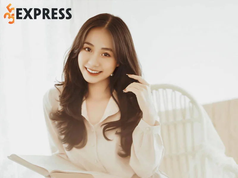 doi-tu-cua-nu-dien-vien-9x-da-tai-kieu-trang-35express