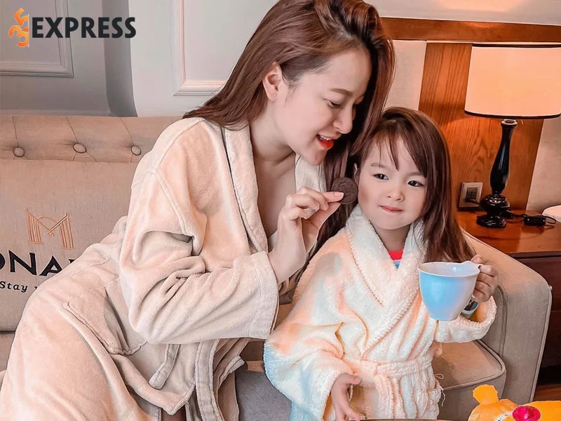 doi-tu-cua-nu-dien-vien-ngoc-anh-berry-1-35express