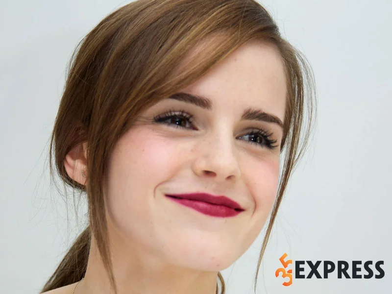 emma-watson-la-ai-1-35express