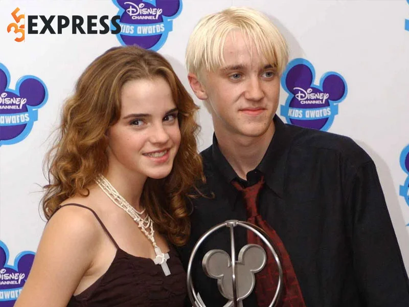 emma-watson-thua-nhan-minh-tung-yeu-tham-dan-anh-tom-felton-35express