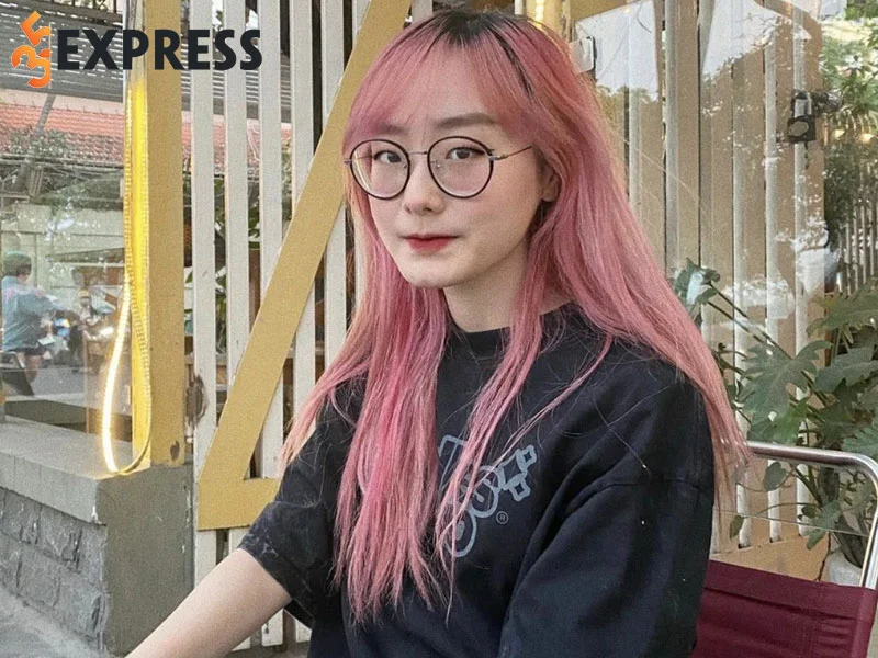 gap-go-miha-chan-hot-girl-2k-so-huu-thu-nhap-khung-hang-thang-35express