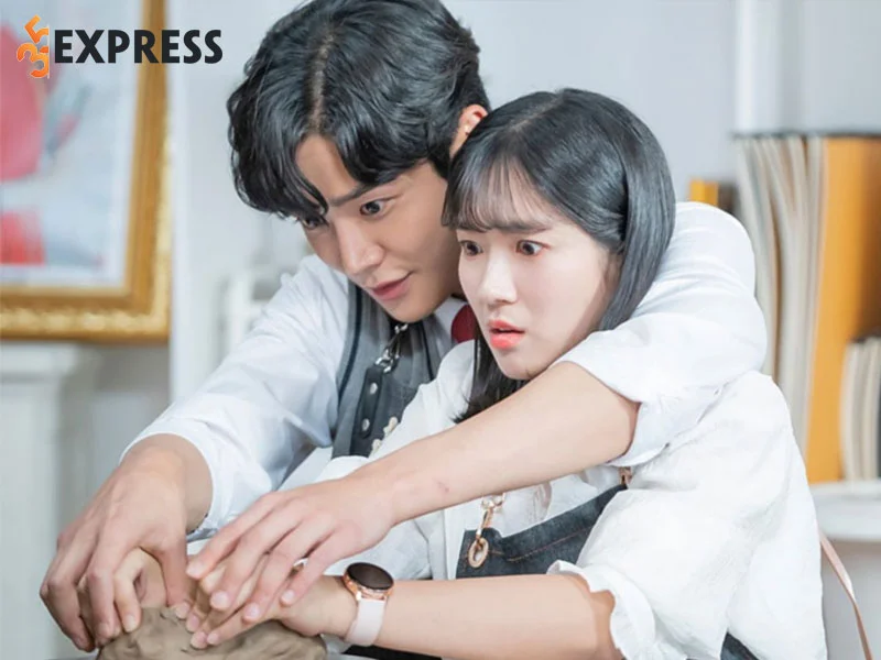 hanh-trinh-su-nghiep-cua-co-nang-kim-hye-yoon-3-35express