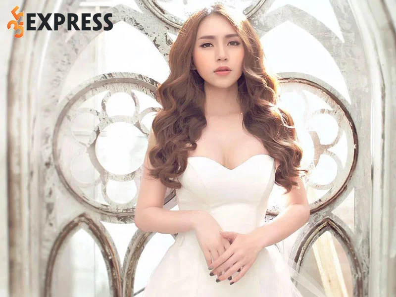 hanh-trinh-su-nghiep-cua-nu-ca-si-mi-lan-2-35express