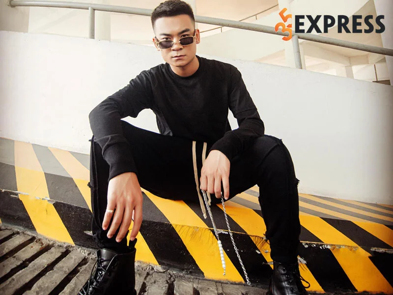 hanh-trinh-su-nghiep-cua-streamer-xin-so-quang-cuon-4-35express