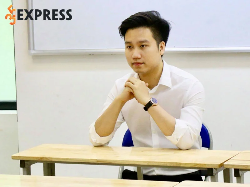hanh-trinh-su-nghiep-cua-thay-giao-nguyen-quoc-chi-35express