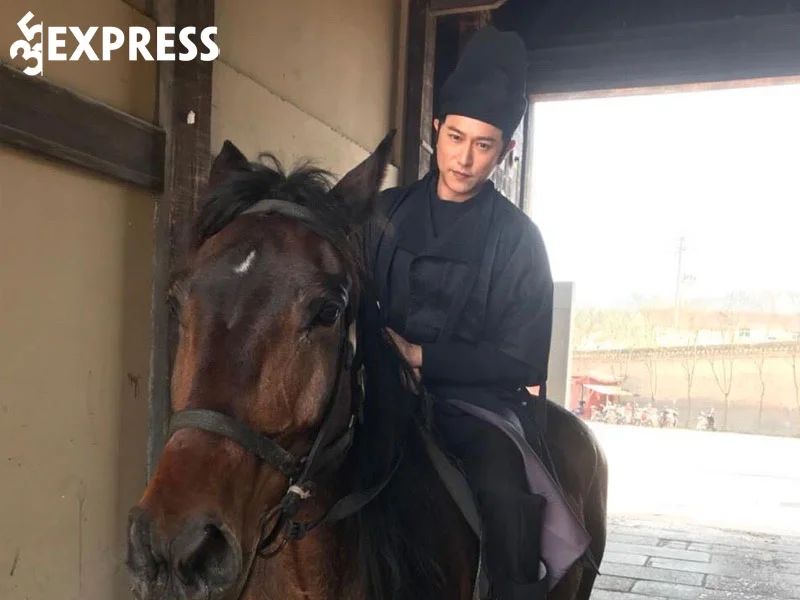 hanh-trinh-su-nghiep-cua-tran-kien-phong-1-35express
