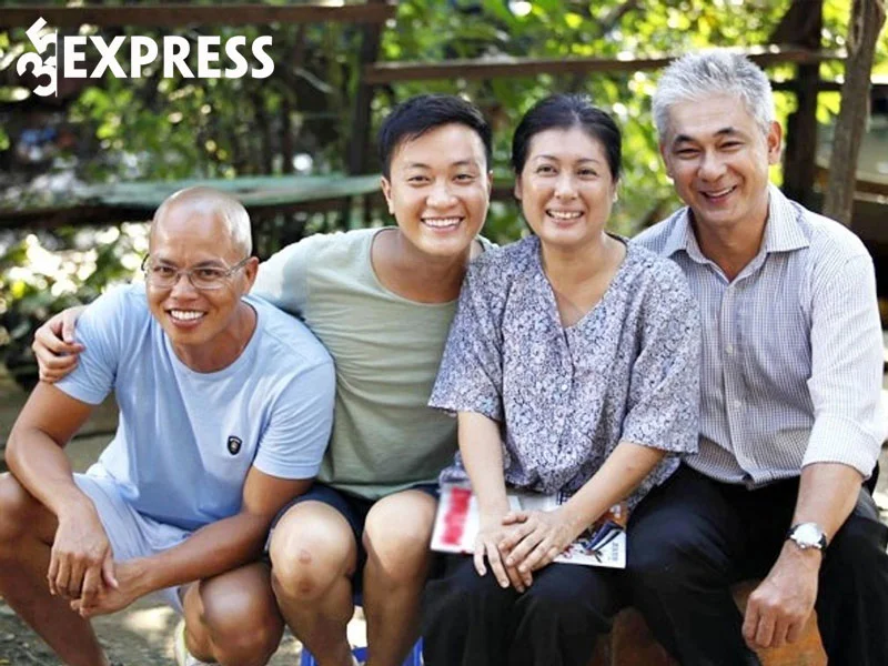 hanh-trinh-su-nghiep-cua-tung-yuki-2-35express