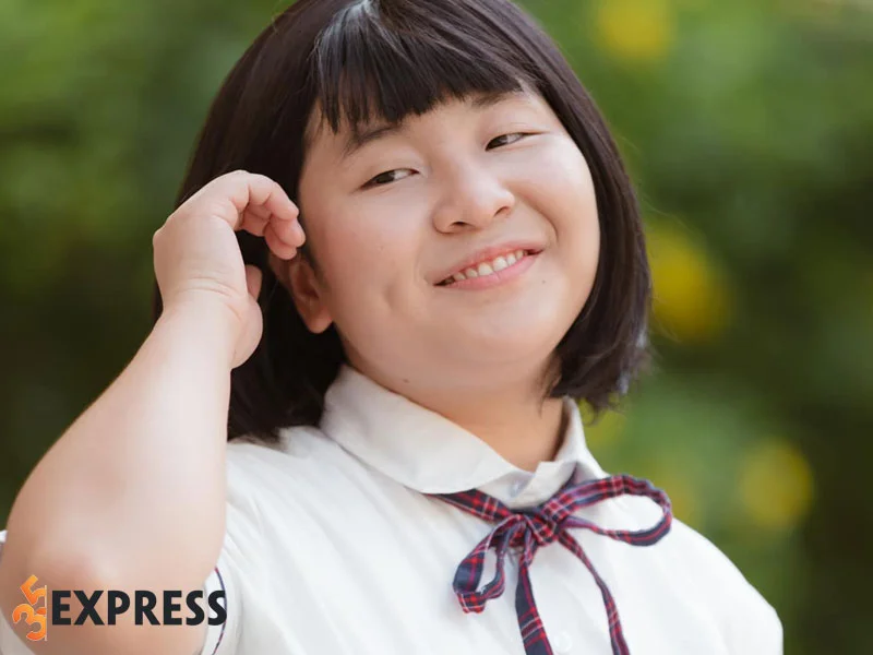 hua-nhat-khanh-uyen-gay-an-tuong-voi-phong-cach-tomboy-35express