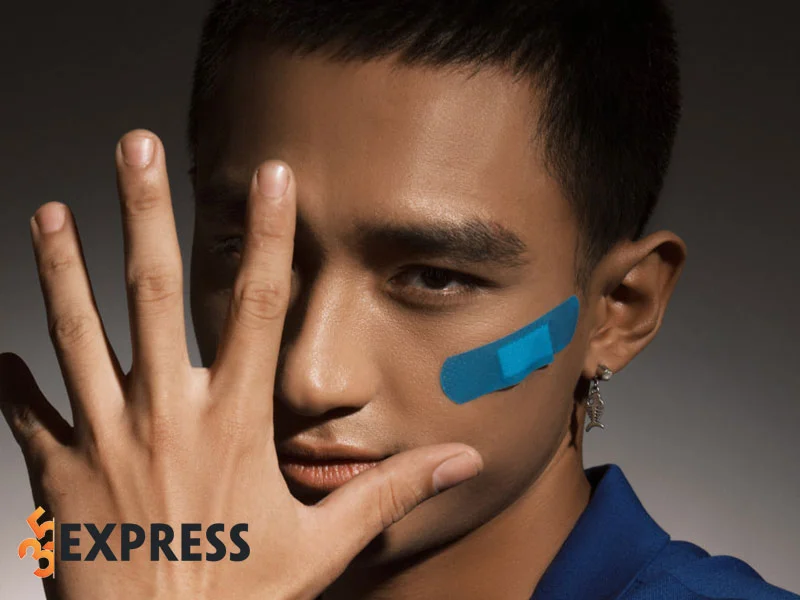 huu-vi-dien-vien-co-nhan-sac-len-xuong-that-thuong-nhat-vbiz-2-35express
