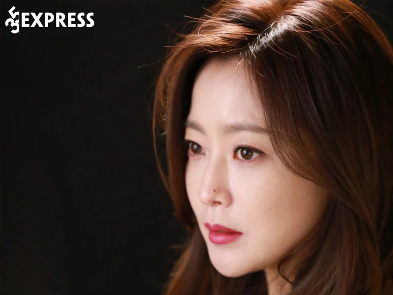 kim-hee-sun-nu-hoang-man-anh-bieu-tuong-nhan-sac-han-quoc-1-35express