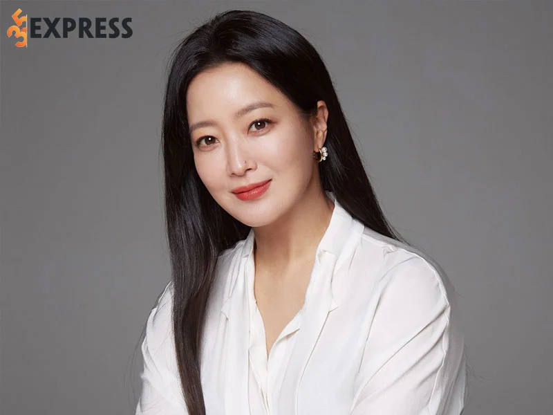 kim-hee-sun-nu-hoang-man-anh-bieu-tuong-nhan-sac-han-quoc-35express