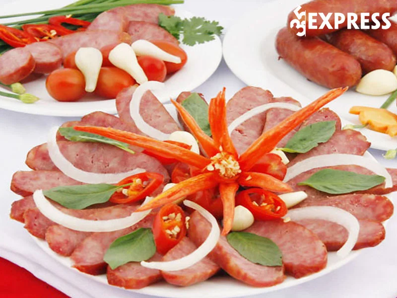 lap-xuong-mon-an-truyen-thong-ngay-tet-35express