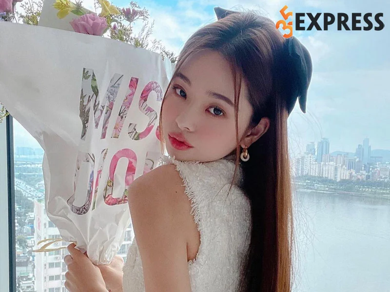 nhung-hinh-anh-nong-bong-cua-song-ji-a-5-35express