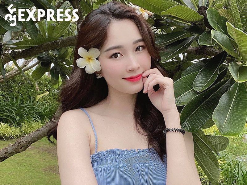 nhung-hinh-anh-xinh-dep-cua-hoa-hau-dang-thu-thao-2-35express