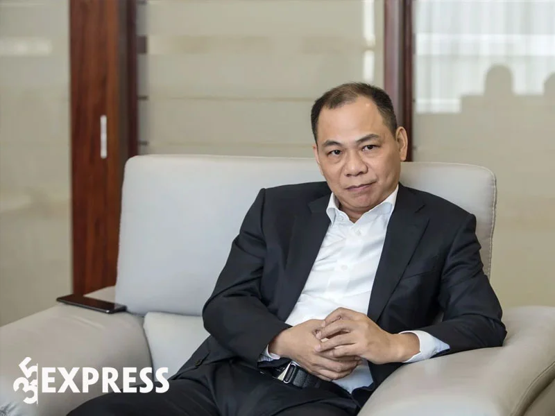 su-nghiep-cua-bong-hong-bi-an-pham-thu-huong-vo-pham-nhat-vuong-1-35express