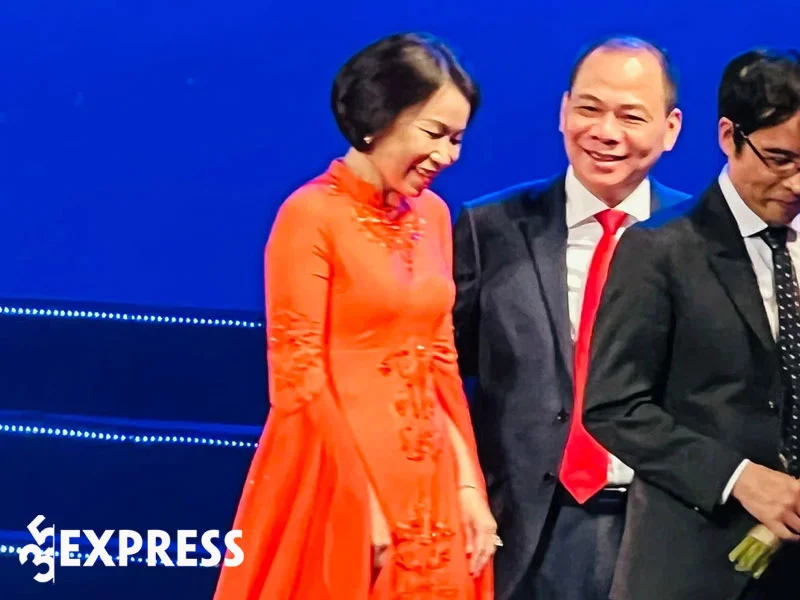 su-nghiep-cua-bong-hong-bi-an-pham-thu-huong-vo-pham-nhat-vuong-2-35express