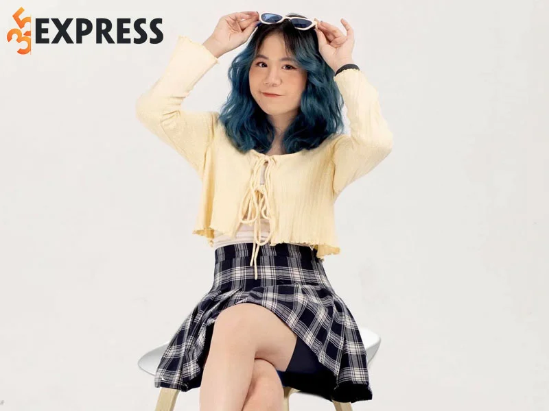 su-nghiep-cua-co-nang-streamer-meo-simmy-35express