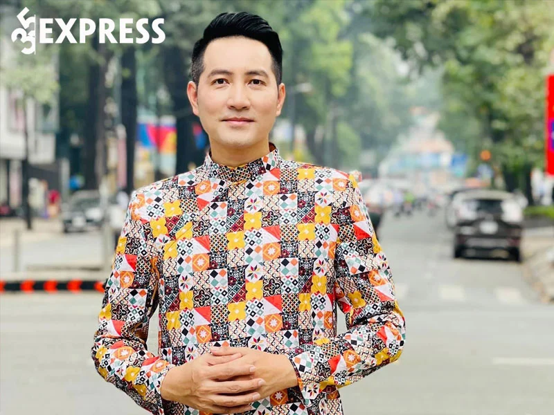 su-nghiep-cua-nam-ca-si-nguyen-phi-hung-2-35express