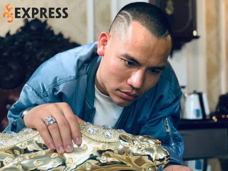 su-nghiep-cua-nam-dien-vien-tai-nang-pham-tien-manh-35express