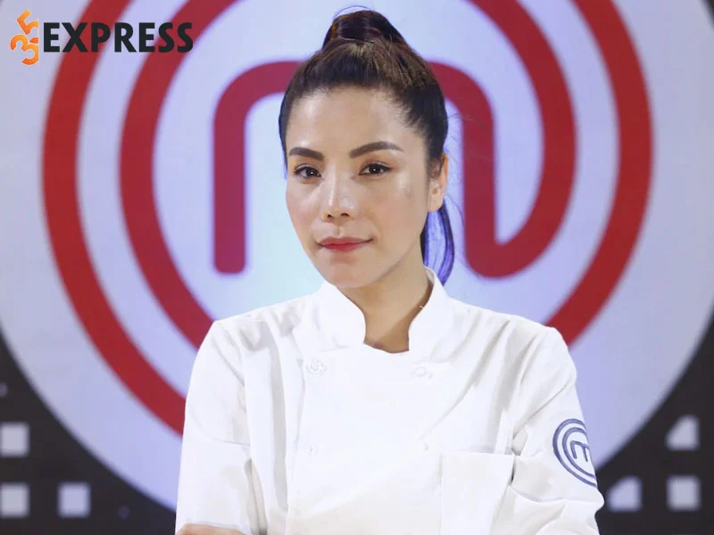 su-nghiep-thoi-ky-dinh-cao-cua-ca-si-kiwi-ngo-mai-trang-1-35express