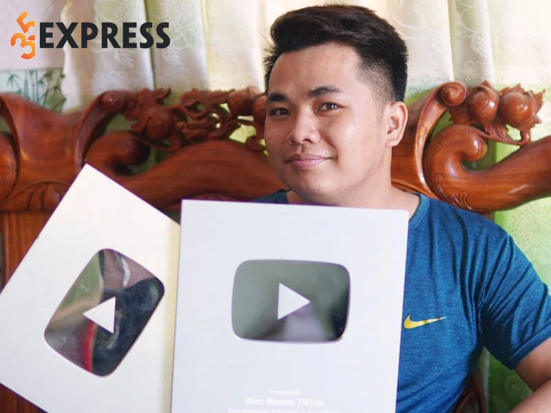thanh-kien-review-co-tam-nhat-he-mat-troi-khac-tinh-cua-hang-rom-2-35express