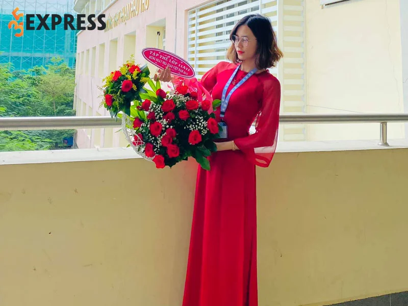 thao-huong-co-giao-tre-gay-sot-cong-dong-mang-tiktok-1-35express