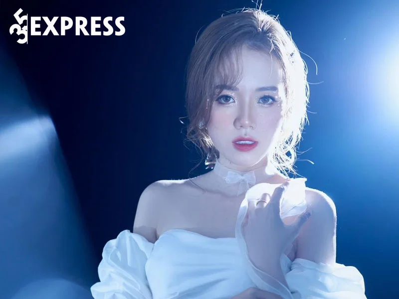 tom-tat-tieu-su-ly-lich-ve-meo-sao-hoa-35express