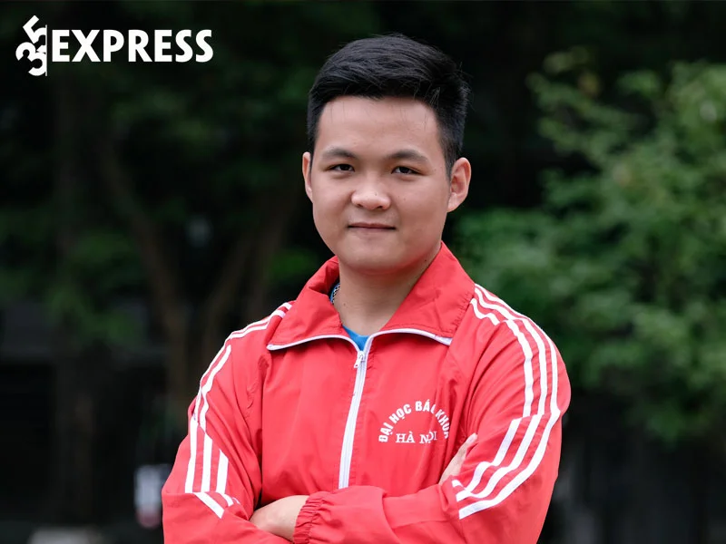 tom-tat-tieu-su-thong-tin-ly-lich-cua-hot-teen-ha-viet-hoang-35express