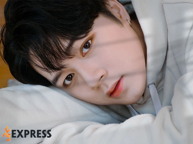 tom-tat-tieu-su-thong-tin-ly-lich-cua-leo-zero9-35express