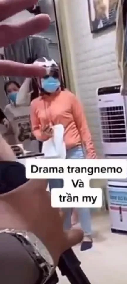 trang-nemo-dai-chien-hot-girl-tran-my-vi-tu-van-khong-co-tam-ban-thuoc-giam-can-ma-map-du-11