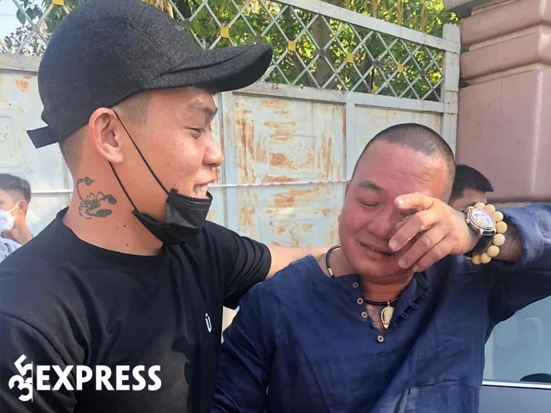 trum-giang-ho-hai-banh-ra-tu-sau-22-nam-thu-an-chung-than-35express