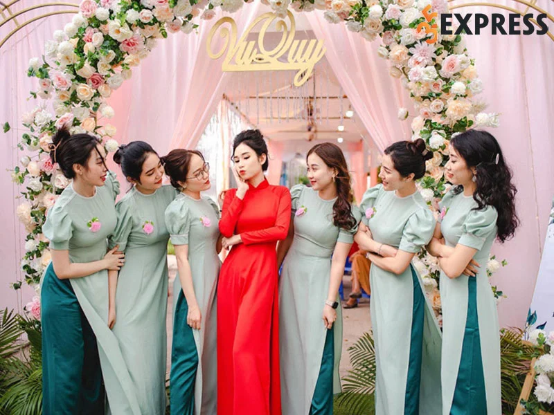 ao-dai-bung-qua-tay-phong-35express