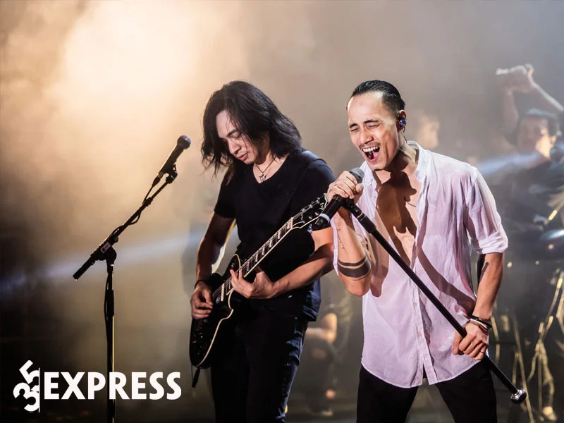 con-duong-am-nhac-moi-cua-rocker-pham-anh-khoa-35express