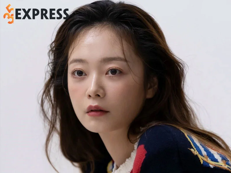 dien-vien-jeon-so-min-la-ai-1-35express
