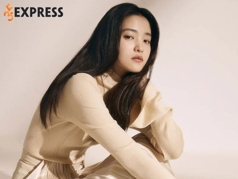 dien-vien-kim-tae-ri-la-ai-1-35express
